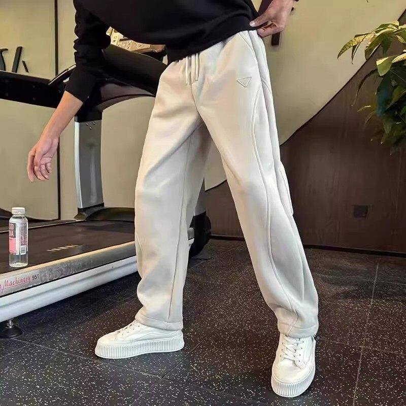 仓树一石直筒运动卫裤痞帅男秋冬季新款加绒新款白色休闲宽松裤子