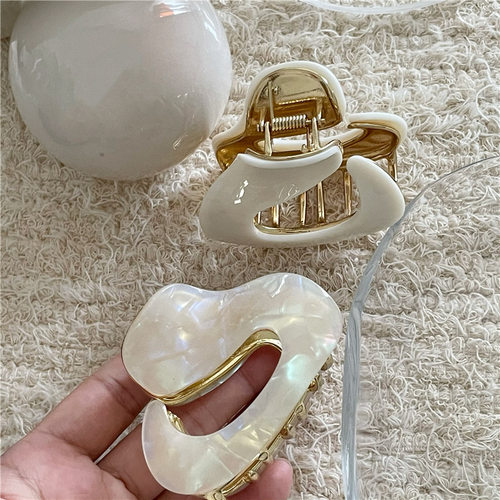 轻奢几何线条合金后脑勺盘发抓夹