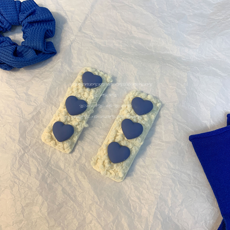 克莱因蓝发卡~迷人爱心羊羔毛毛绒发夹时尚韩版刘海发卡百搭发饰