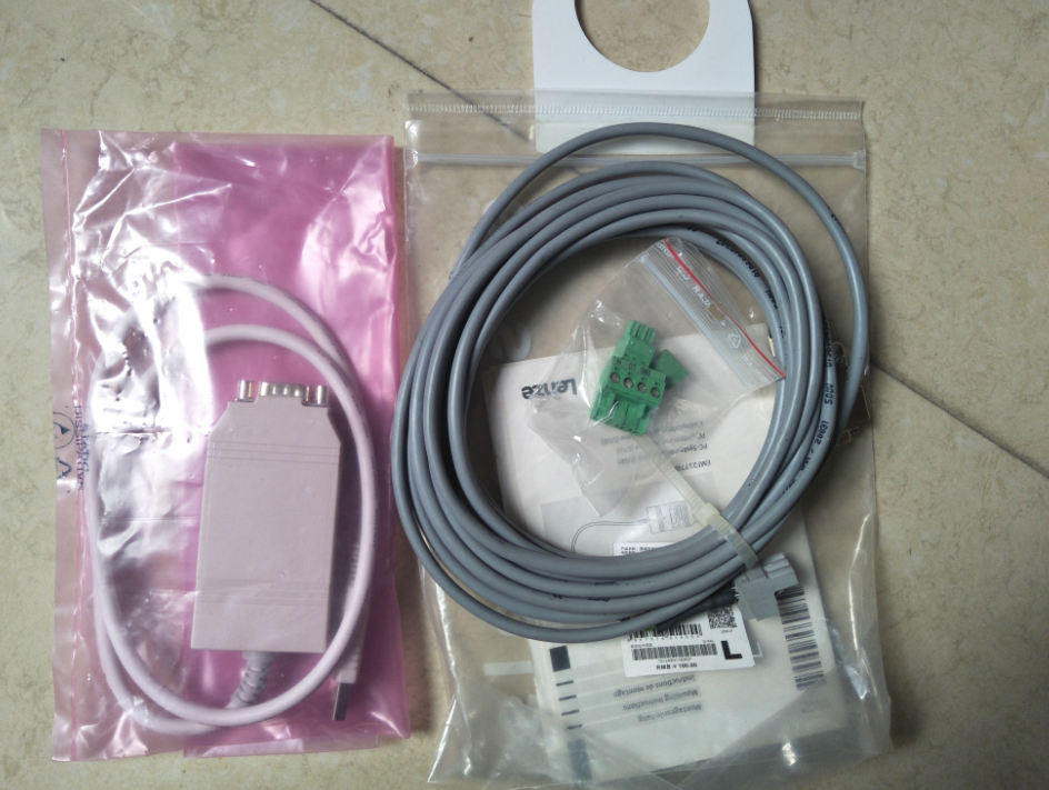 LENZE伦茨EMF2177IB  CAN总线/通讯线  伦茨产品通用 9成新