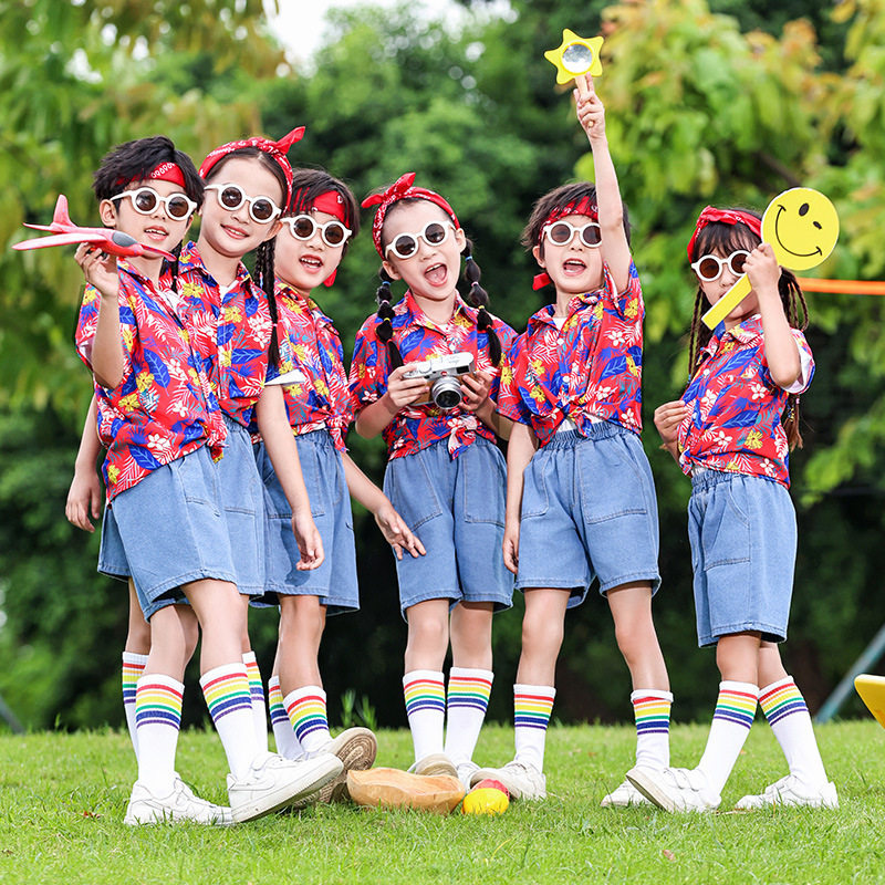 儿童啦啦队演出服复古港风花衬衫牛仔短裤幼儿园舞蹈表演服运动会