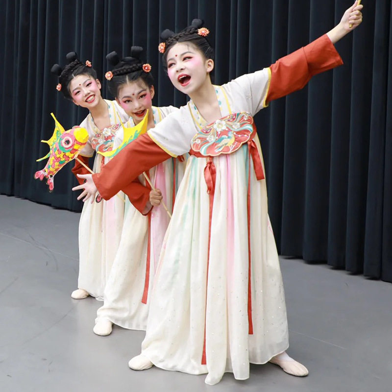 新款儿童汉服演出服女童胭脂妆中国风古典舞表演服汉唐襦裙舞蹈服