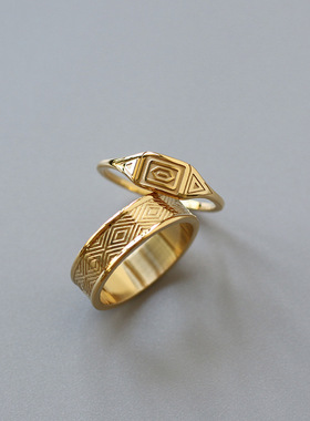复古风图腾菱形格纹套戒组合戒指金色指环食指戒钛钢镀18K金保色