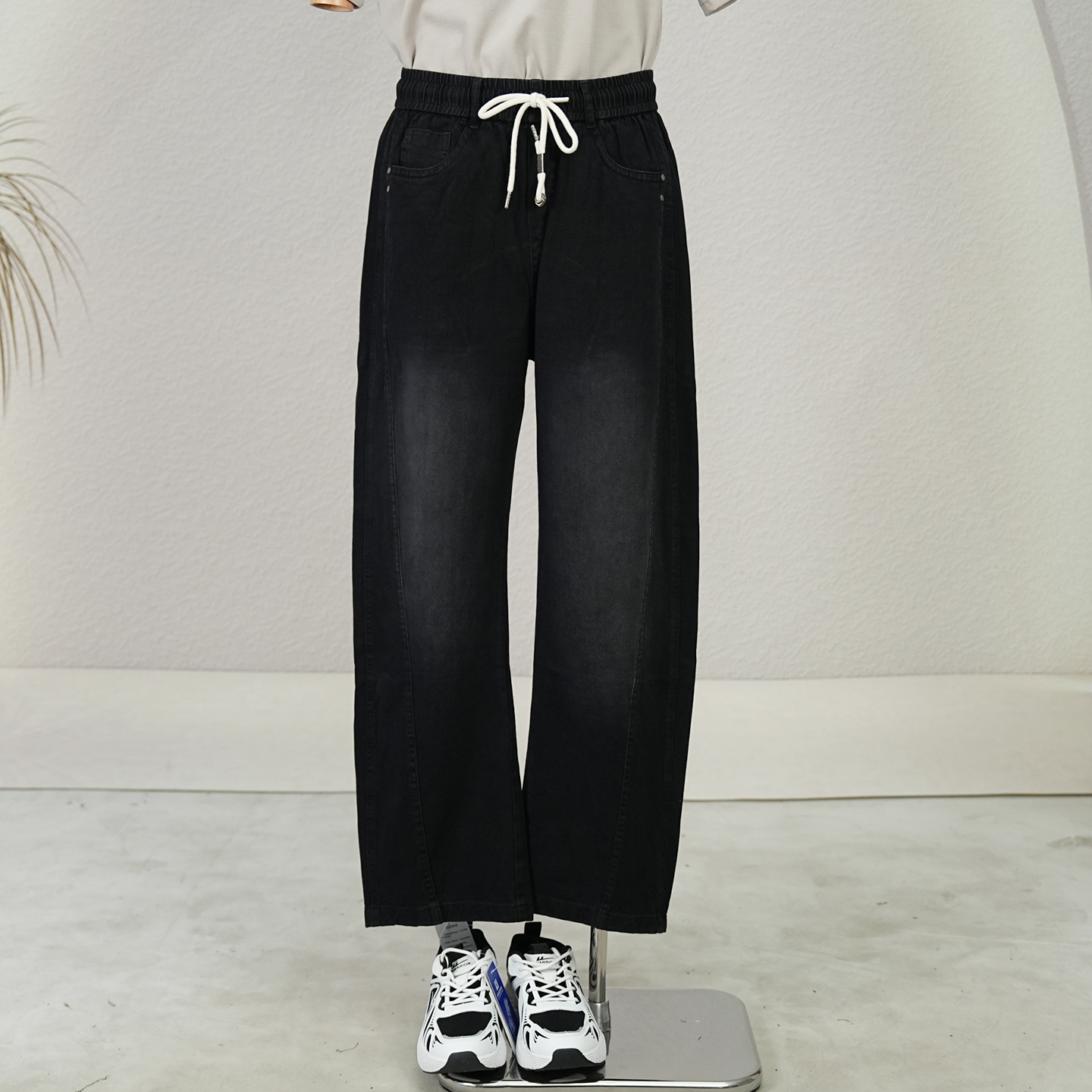 牛仔弯刀裤男装宽松休闲直筒阔腿