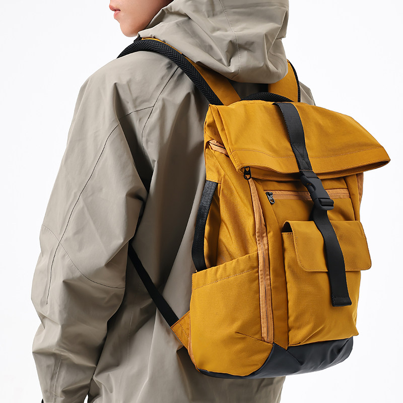 新款大容量多功能斜挎包