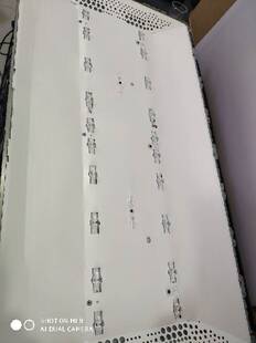 适用新 40F6F灯条40L2F 40D610X2 40HR330M10A0 V4 4C-LB4010-HR0