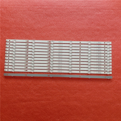 组装CX550D灯条背光机器