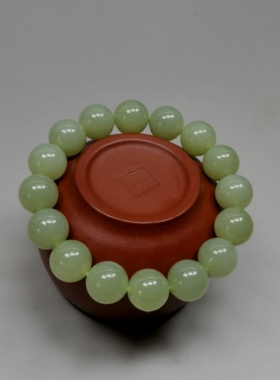 天然和田玉12mm圆珠手链手串