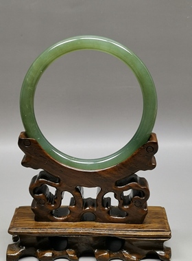 天然和田玉手镯57mm圈口湖水绿