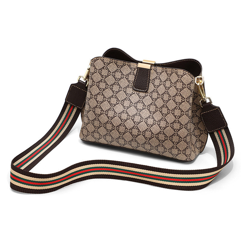 品牌正品女包2025新款高级感中年妈妈包老花水桶包单肩斜挎包,箱包皮具/热销女包/男包,水桶包,淘宝优惠券,粉丝福利购,淘宝优惠卷