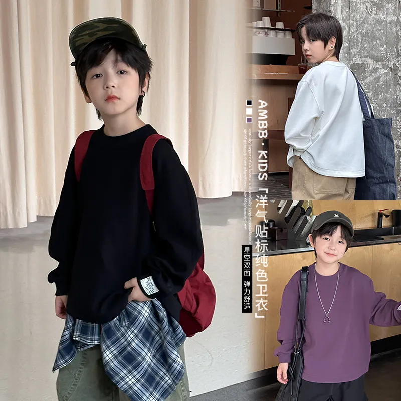 儿童洋气贴标纯色圆领长袖套头卫衣2025秋季韩版男童宽松休闲上衣