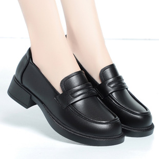 新款 单鞋 真皮乐福鞋 平跟舒适妈妈鞋 子 女英伦黑色小皮鞋 春秋季