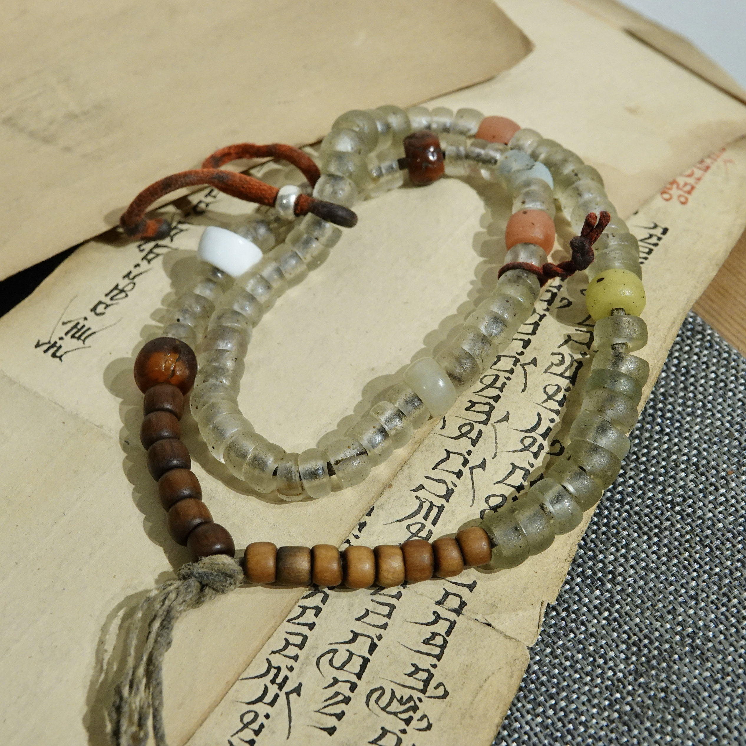 西藏直切马蹄型原生态老琉璃念珠diy纯手工文玩配饰一物一图