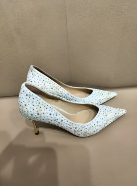 VMe/舞魅水钻尖头细跟时尚高跟鞋女浅口单鞋VS26A3586