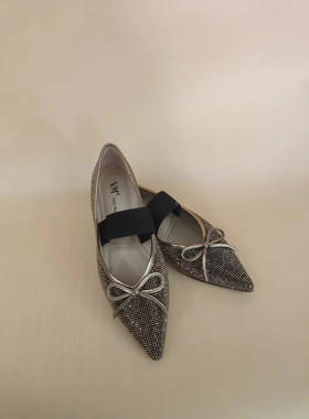 舞魅单鞋2024春新款圆头蝴蝶结水钻平底公主职场工作鞋VS24A3603