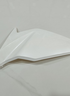 新大洲本田摩托配件战鹰190CBF190X175-7油箱白色左护板导流罩白