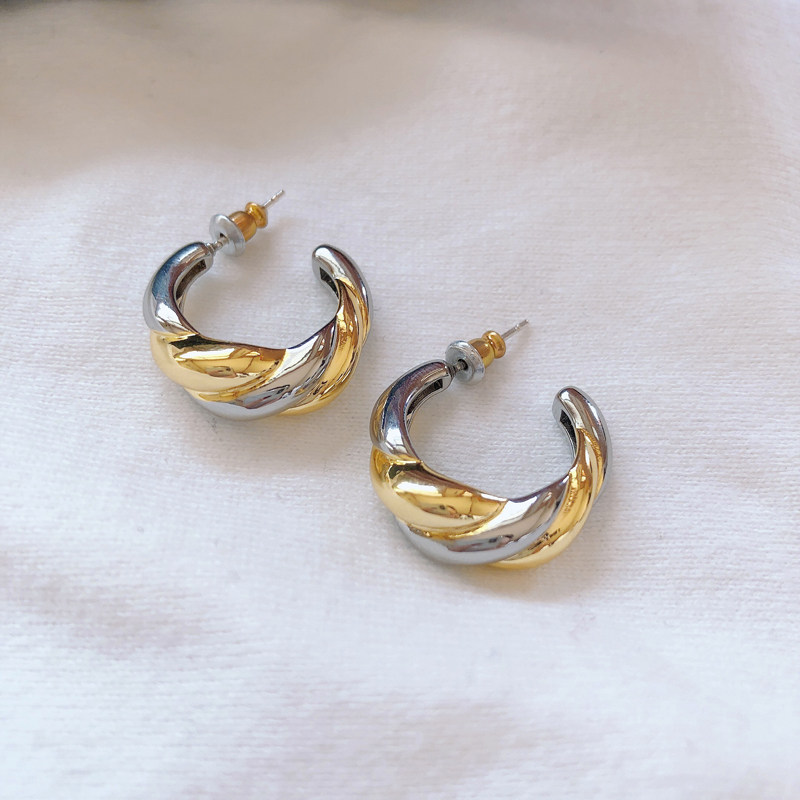 925银针新款ins冷淡风金银拼色麻花耳环双色缠绕金属圆圈耳饰耳钉