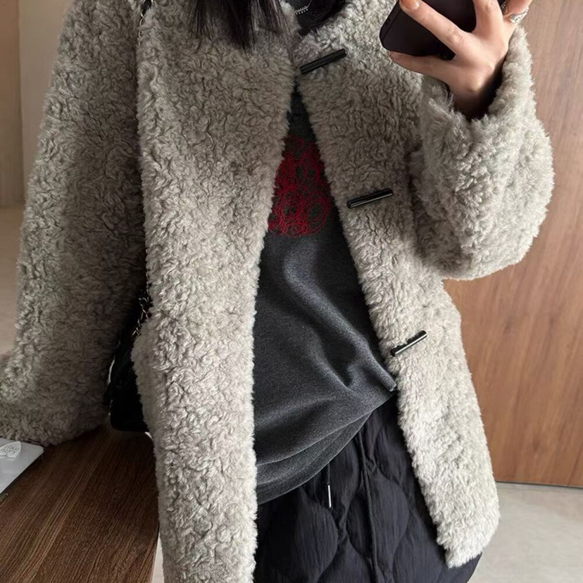 Hand made-宽松温柔风纯色羊羔毛皮草羊毛外套（含100绵羊毛）960