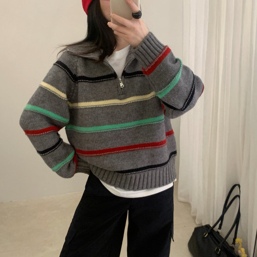 Find Time-好心情彩虹毛衣～韩系半拉链彩红条纹套头毛衣L61135