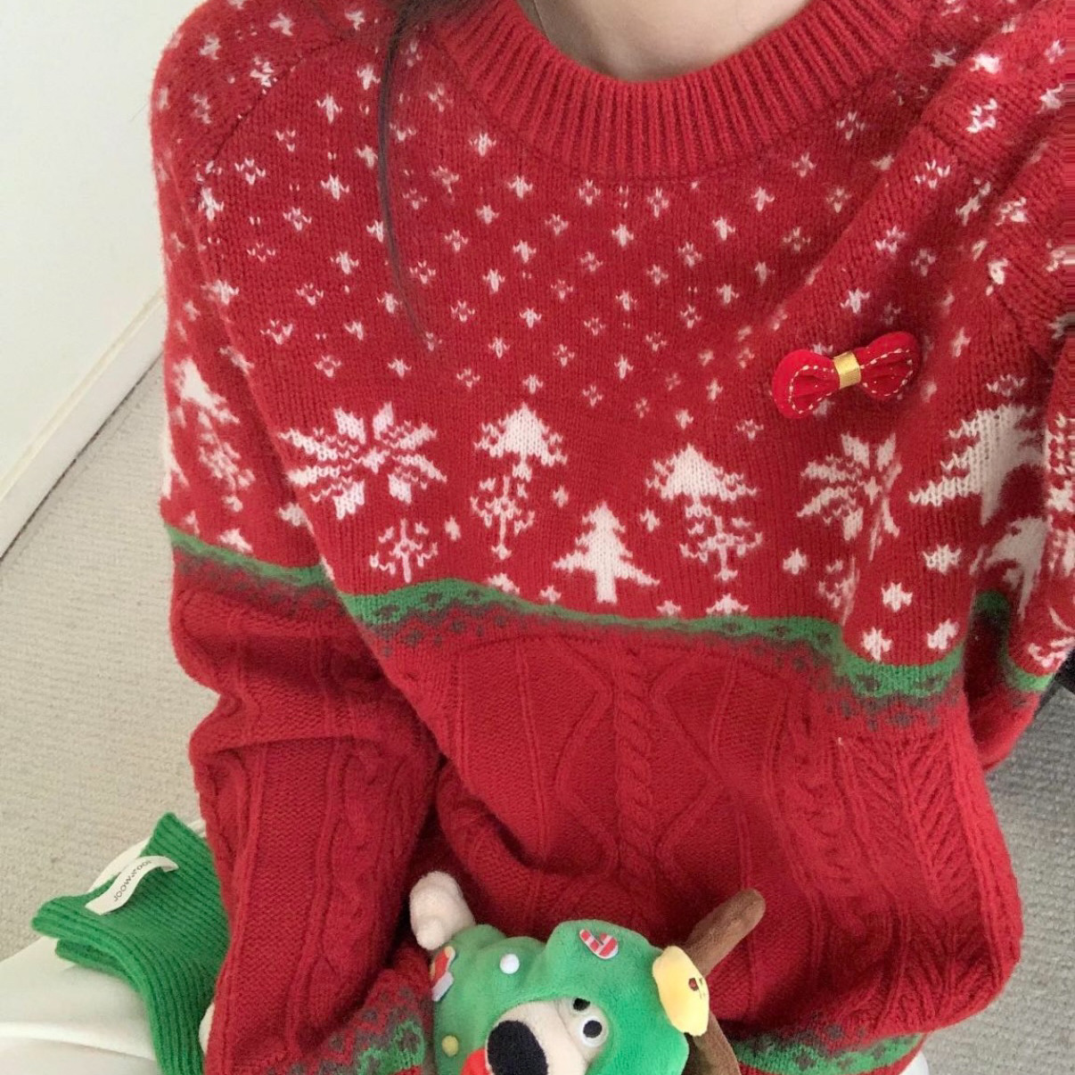 TOMORROW-古圣诞图案氛围感蝴蝶结套头保暖毛衣（含100羊毛）YH99