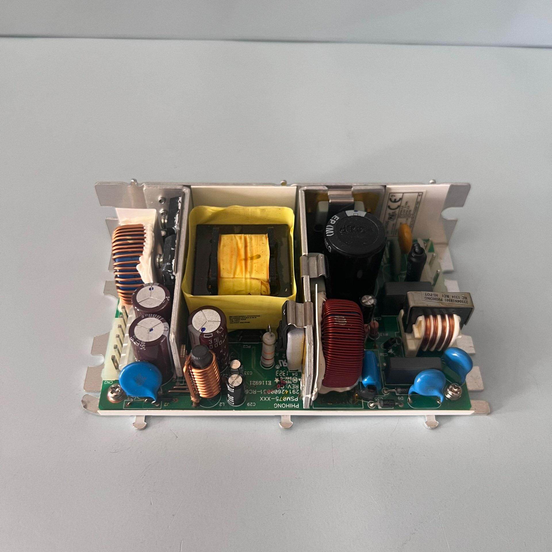 议价 未使用过的 PHIHONG PSM075-240电源模