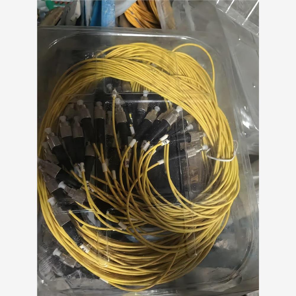 议价FC圆头1分32盒式分光器，