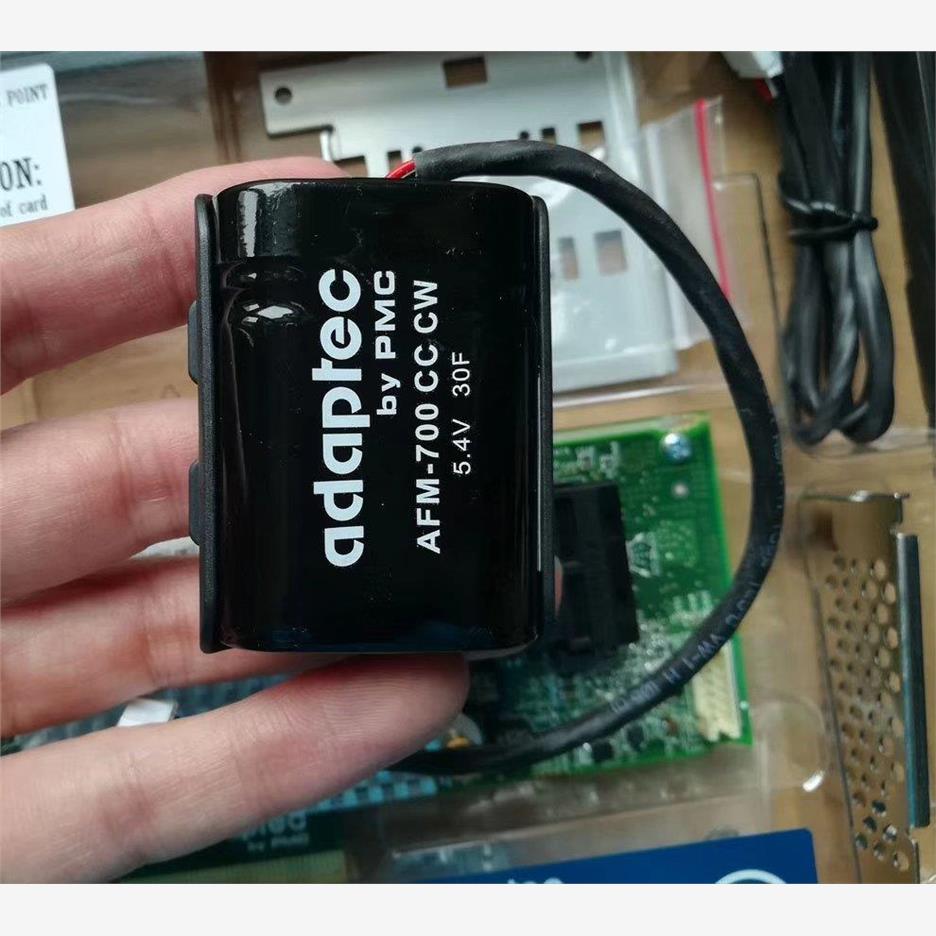 议价AdaptecAFM700电池