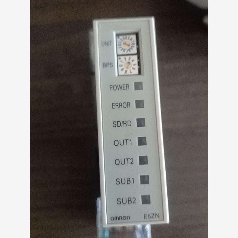 议价E5ZN-2QNH03TC-FLK,带底座。件1个