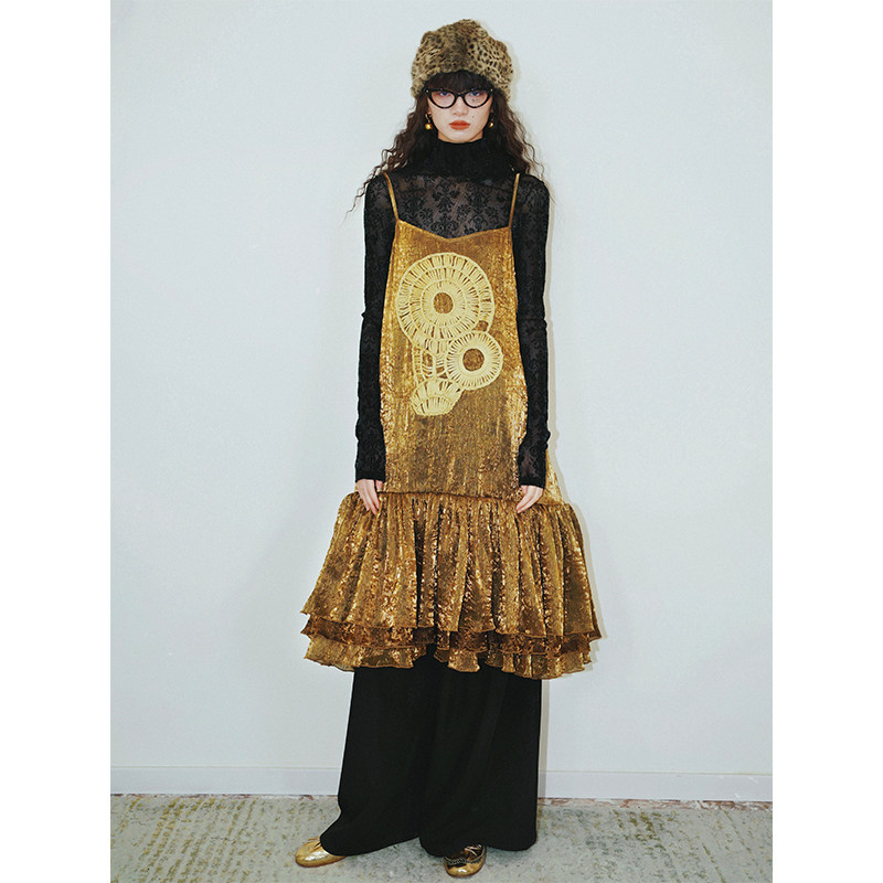 坏品味西部 特殊压褶光感金色半透混搭吊带连衣裙