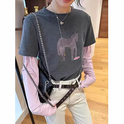 韩系小马印花撞色假两件T恤女2026春季时尚打底衫显瘦设计感上衣