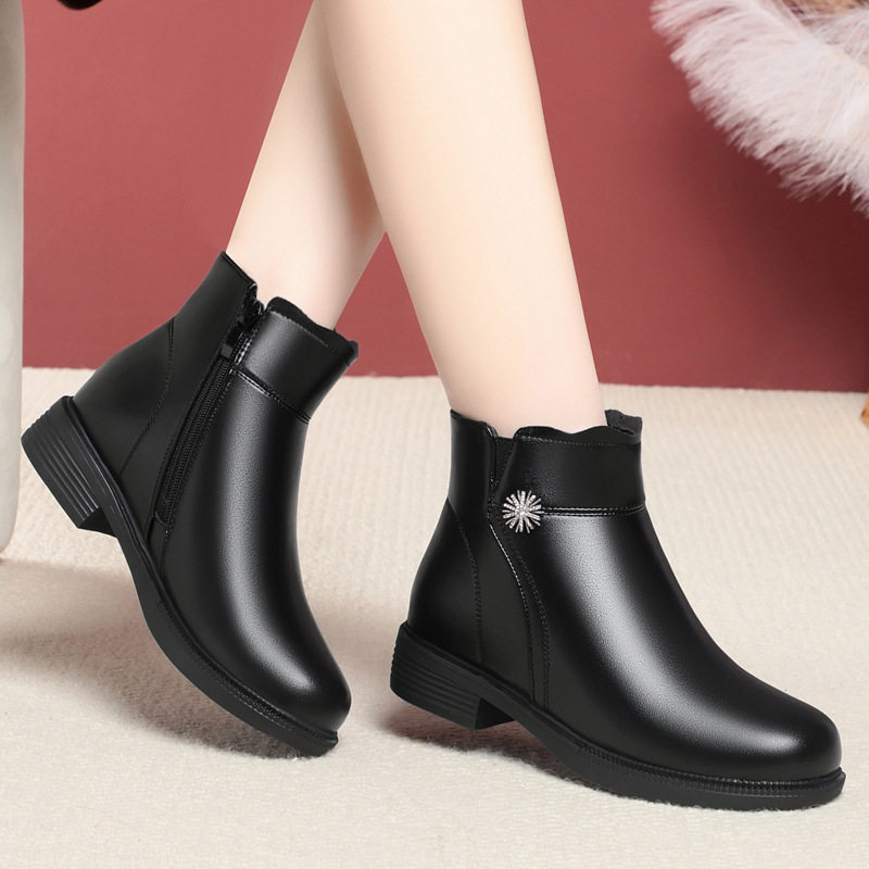 2025年真皮年冬季新款短靴加绒加厚羊毛大棉鞋平底马丁靴女,运动鞋new,运动休闲鞋,淘宝优惠券,粉丝福利购,淘宝优惠卷