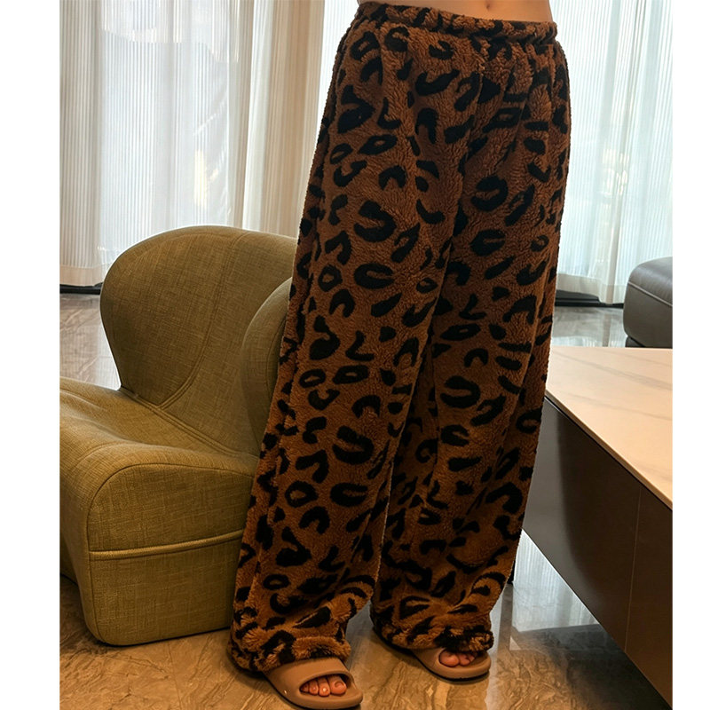 冬季加厚米粒绒睡裤女加绒保暖阔腿家居长裤可外穿时尚豹纹遛弯裤