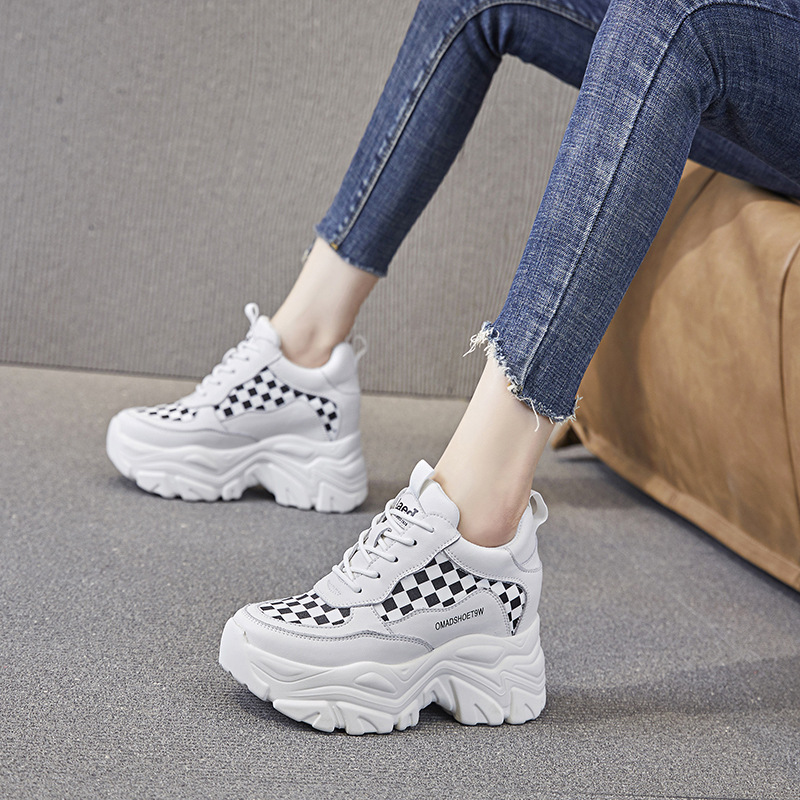 小个子内增高女鞋8cm小白鞋秋冬季新款百搭运动休闲老爹鞋子ins潮