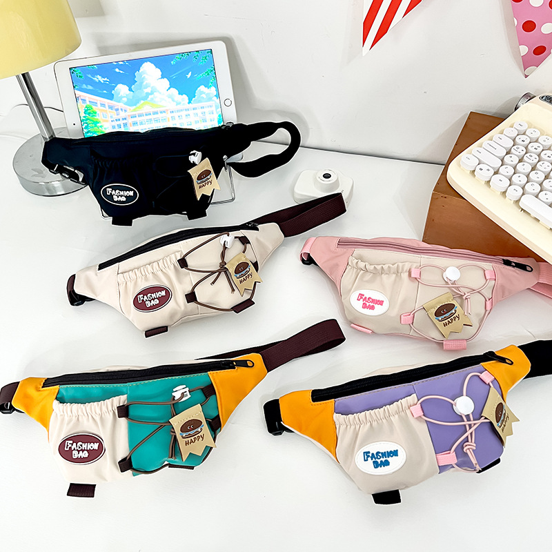 2025新款儿童胸包休闲运动时尚撞色男女童斜挎包外出轻便小孩腰包