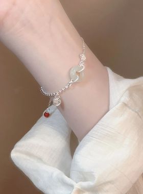 清冷新中式福牌和田玉平安扣手链