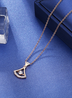 玫瑰金扇形镶钻钛钢项链