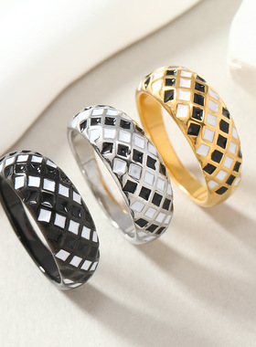 黑白菱形格纹钛钢戒指