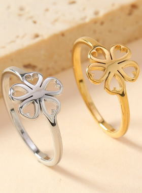 跨境钛钢镂空五叶花爱心戒指