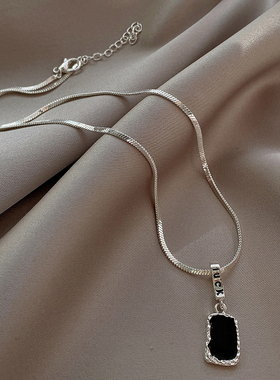 不规则几何黑方块项链女款轻奢高级设计感简约甜酷时尚百搭配饰品