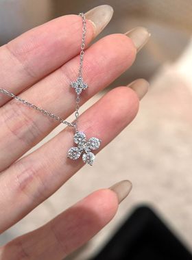 双生四叶草轻奢锁骨链生日礼物