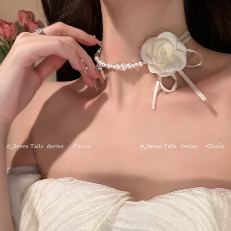 山茶花珠珠项链choker锁骨链拼接轻奢设计感百搭花朵颈链高级配饰