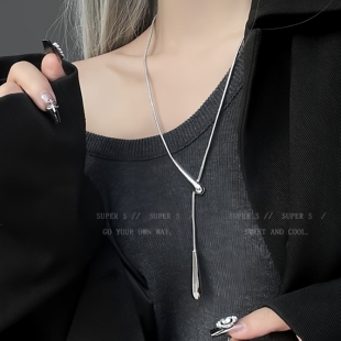 卫衣链轻奢锁骨链毛衣链配饰高端百搭款 长款 2026新款 水滴项链女款