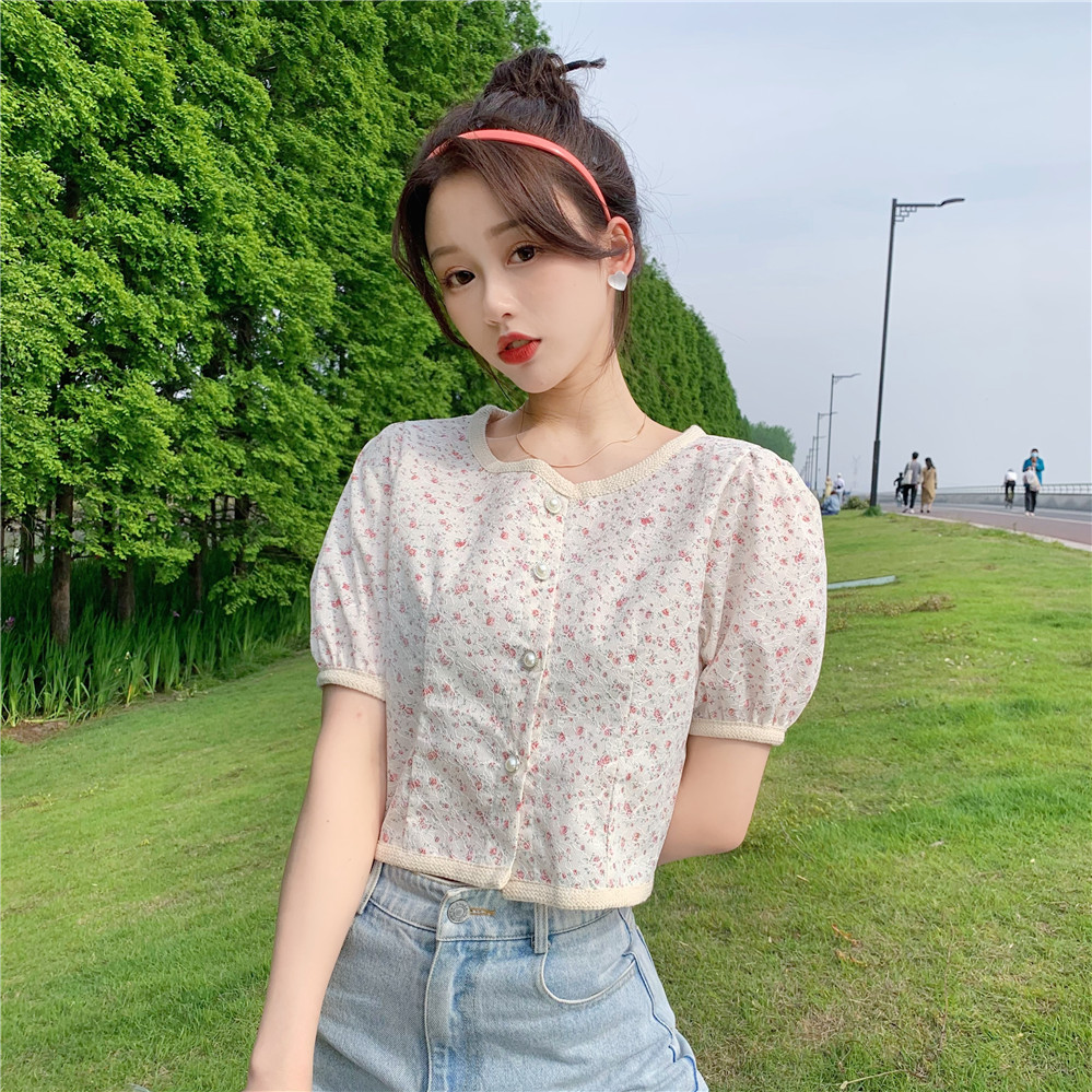 Real shot floral short sleeve shirt women's Fashion Lace Crochet top loose cover foreign style shirt