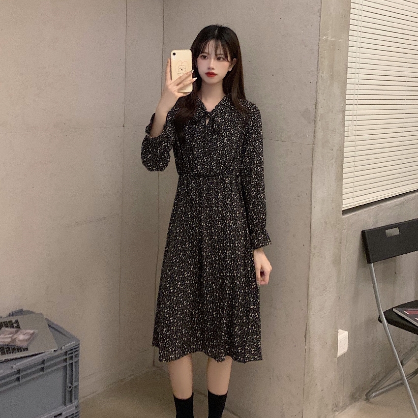 Real shot Korean autumn 2020 new product small daisy Floral Chiffon dress children's medium length skirt