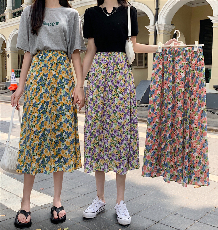 Real shot Korean version 2021 new print oil painting retro skirt women's middle length slim high waist A-line skirt