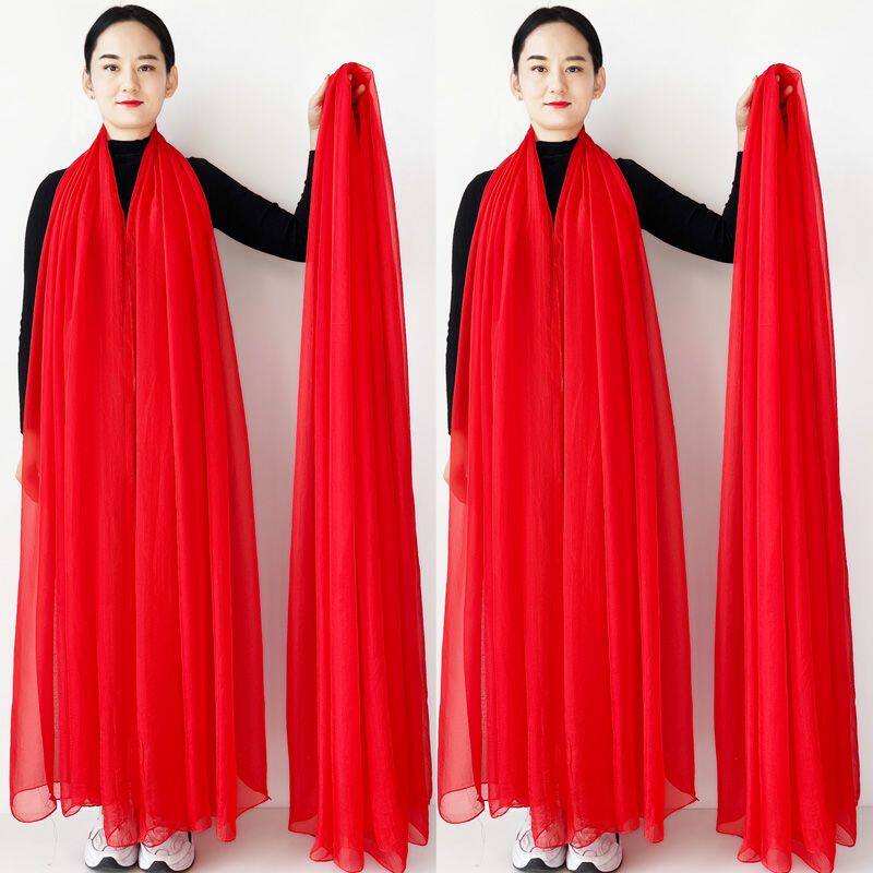 中国红丝巾女秋冬大红色围巾新款舞蹈纱巾长款防晒沙滩巾披肩两用