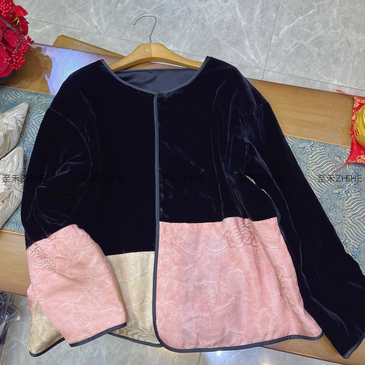 BOYAN女装新中式真丝丝绒拼接人丝香云纱短外套YS2t057