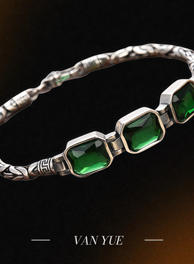 S925纯银朋克潮流配饰个性国潮风三石复古男士手链绿钻平安纹手链