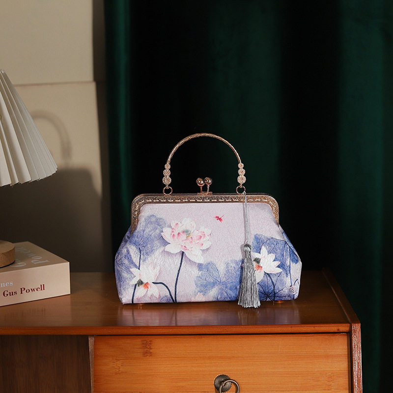 复古中式荷花国风包搭配旗袍禅服民国风手提斜跨百搭手工口金女包,箱包皮具/热销女包/男包,通用款女包,淘宝优惠券,粉丝福利购,淘宝优惠卷