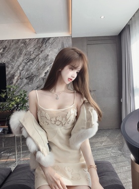 e*s烧花*比桑蚕丝都贵的面料*超重工意大利进口羊毛双面呢连衣裙